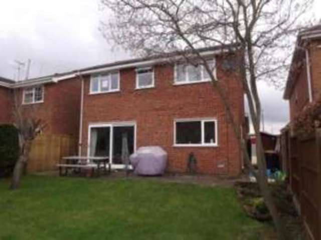  Image of 4 bedroom Detached house for sale in Grasmere Way Leighton Buzzard LU7 at Leighton Buzzard Bedfordshire Linslade, LU7 2QH