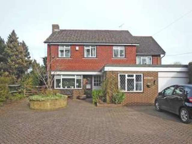  Image of 5 bedroom Detached house for sale in Guildford Road Loxwood Billingshurst RH14 at Guildford Road Loxwood Billingshurst, RH14 0SE