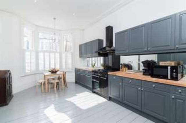 Image of 3 bedroom Maisonette for sale in Gunterstone Road London W14 at London  Olympia, W14 9BS