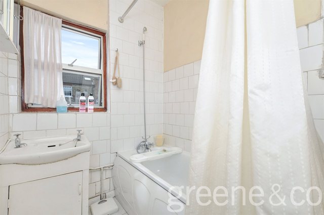  Image of 4 bedroom End of Terrace for sale in Harefield Road London N8 at Crouch End London Hornsey, N8 8QY