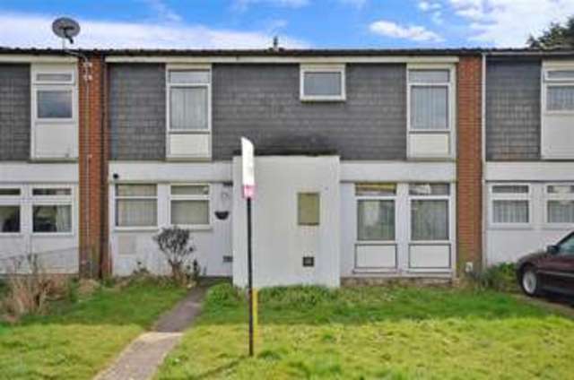  Image of 4 bedroom Terraced house for sale in Harvestgate Walk Havant PO9 at Havant Hampshire Havant, PO9 4NW