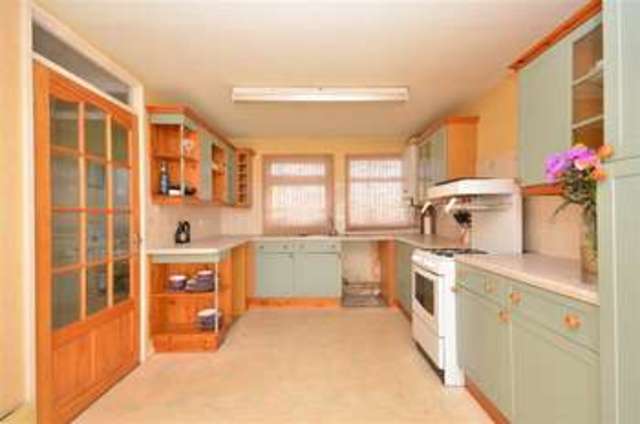  Image of 4 bedroom Terraced house for sale in Harvestgate Walk Havant PO9 at Havant Hampshire Havant, PO9 4NW