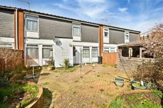  Image of 4 bedroom Terraced house for sale in Harvestgate Walk Havant PO9 at Havant Hampshire Havant, PO9 4NW