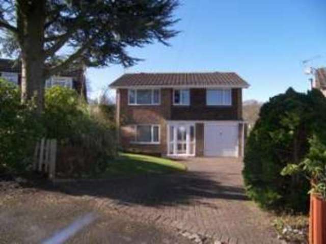  Image of 4 bedroom Detached house for sale in Springfarm Road Haslemere GU27 at Haslemere Surrey Camelsdale, GU27 3RH