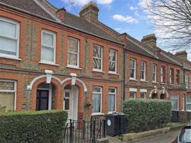  Image of 1 bedroom Ground Flat for sale in Hawarden Road London E17 at Walthamstow London Walthamstow, E17 6NS