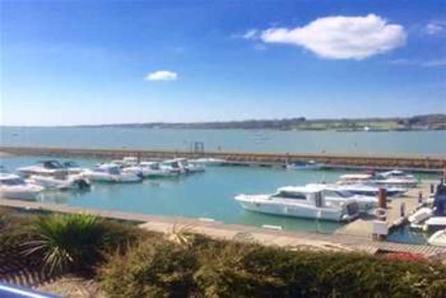  Image of 4 bedroom Property to rent in Hen Gei Llechi Y Felinheli LL56 at Y Felinheli, LL56 4PB