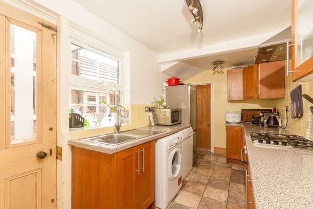  Image of 2 bedroom Detached house for sale in High Street Northchurch Berkhamsted HP4 at High Street Northchurch Berkhamsted, HP4 3QL