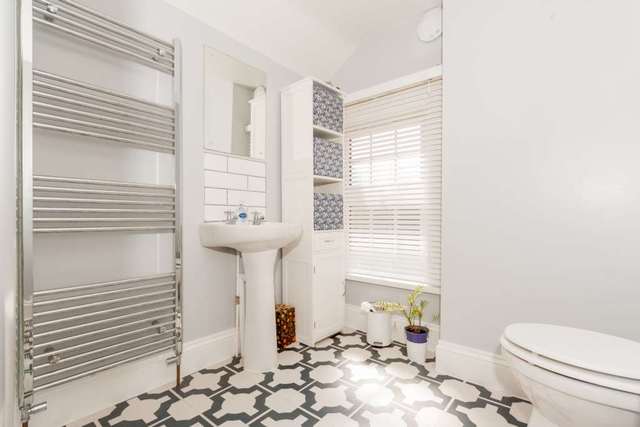  Image of 2 bedroom Detached house for sale in High Street Northchurch Berkhamsted HP4 at High Street Northchurch Berkhamsted, HP4 3QL