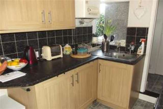  Image of 1 bedroom Flat to rent in Selwyn Avenue London E4 at London, E4 9LS