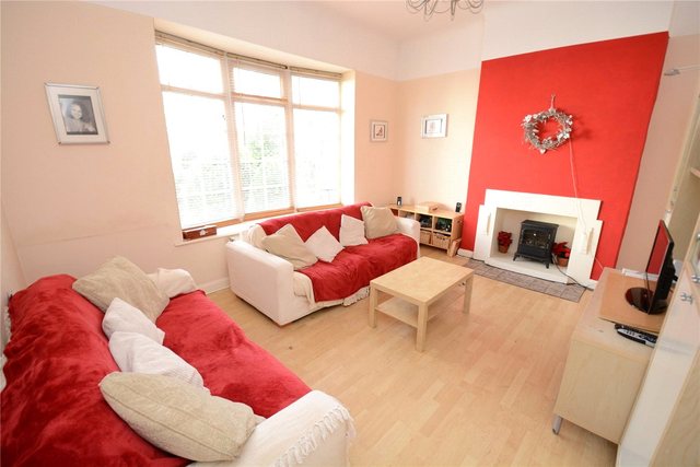  Image of 6 bedroom Detached house to rent in Highfield Crescent Rock Ferry Birkenhead CH42 at Birkenhead Wirral Rock Ferry, CH42 2DR