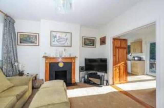  Image of 3 bedroom Bungalow for sale in Highview Gardens Edgware HA8 at Edgware  Edgware, HA8 9UB