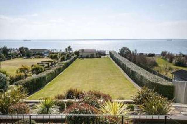  Image of 4 bedroom Detached house for sale in Hill Head Road Fareham PO14 at Hill Head Fareham Hampshire, PO14 3JH