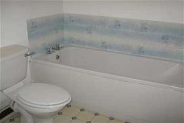  Image of 3 bedroom Bungalow to rent in Hill View Road Llanrhos Llandudno LL30 at Llandudno, LL30 1SL
