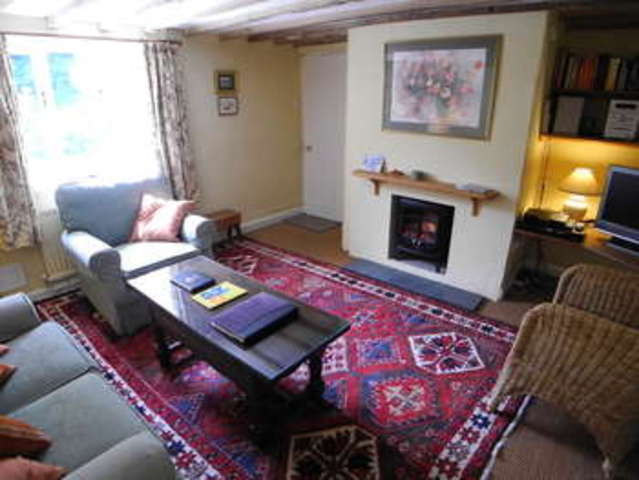  Image of 2 bedroom Cottage to rent in Hunstead Lane Brooke Norwich NR15 at Brooke Norwich Norfolk, NR15 1JP