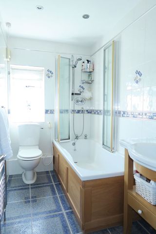  Image of 4 bedroom Detached house for sale in Jakeman Fold Tingley Wakefield WF3 at Jakeman Fold Tingley Wakefield, WF3 1SY