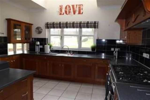  Image of 5 bedroom Detached house to rent in Juniper Avenue Bridge of Weir PA11 at Bridge of Weir, PA11 3NS