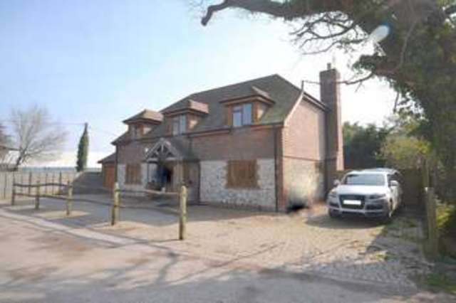  Image of 4 bedroom Detached house for sale in Jury Lane Sidlesham Common Chichester PO20 at Jury Lane  Sidlesham, PO20 7PX