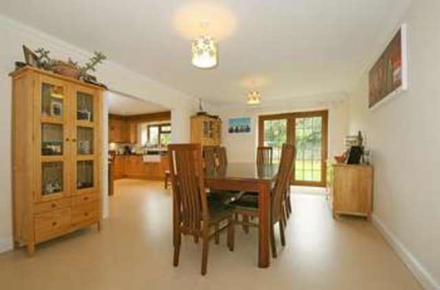  Image of 4 bedroom Detached house for sale in Jury Lane Sidlesham Common Chichester PO20 at Jury Lane  Sidlesham, PO20 7PX