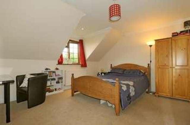  Image of 4 bedroom Detached house for sale in Jury Lane Sidlesham Common Chichester PO20 at Jury Lane  Sidlesham, PO20 7PX