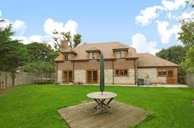  Image of 4 bedroom Detached house for sale in Jury Lane Sidlesham Common Chichester PO20 at Jury Lane  Sidlesham, PO20 7PX