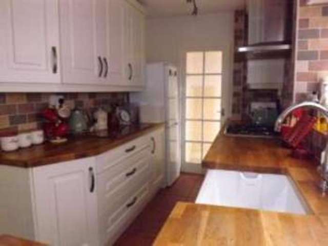  Image of 3 bedroom Terraced house for sale in Keyham Close Leicester LE5 at Leicester Leicestershire Humberstone, LE5 1FW
