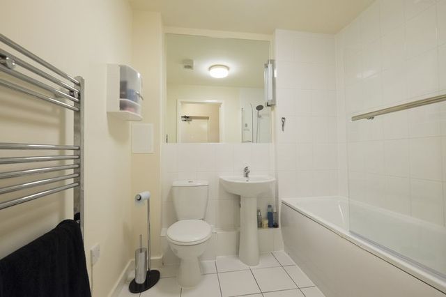  Image of 1 bedroom Flat for sale in Kings Arms Court London E1 at Kings Arms Court  London, E1 1AQ