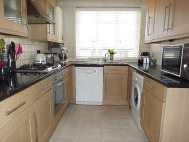  Image of 2 bedroom Flat for sale in Kings Keep Beaufort Road Kingston upon Thames KT1 at Beaufort Road Kingston Kingston upon Thames, KT1 2HP