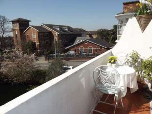  Image of 2 bedroom Flat for sale in Kings Keep Beaufort Road Kingston upon Thames KT1 at Beaufort Road Kingston Kingston upon Thames, KT1 2HP