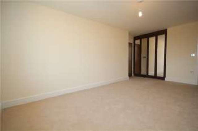  Image of 2 bedroom Apartment for sale in Finch Lane Bushey WD23 at 9 Finch Lane Bushey Bushey, WD23 3AH