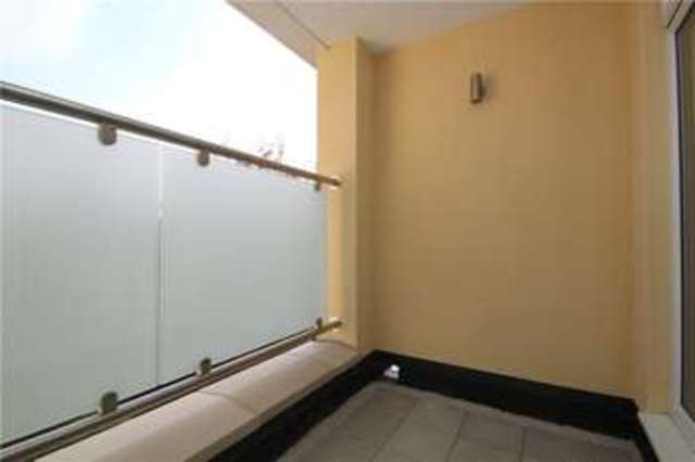  Image of 2 bedroom Apartment for sale in Finch Lane Bushey WD23 at 9 Finch Lane Bushey Bushey, WD23 3AH