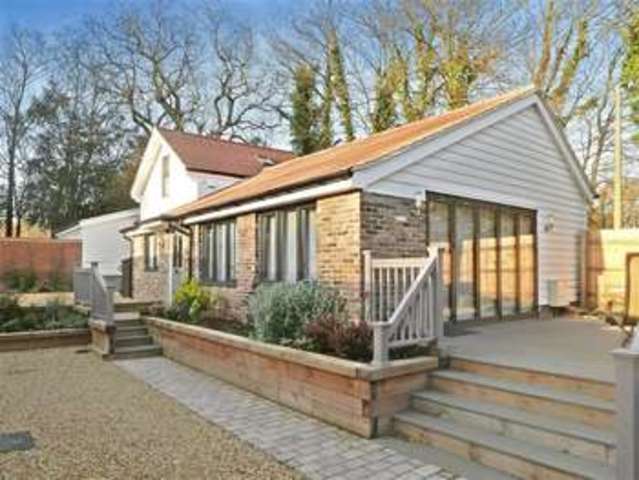  Image of 3 bedroom Detached house for sale in Lingmere Close Chigwell IG7 at Chigwell Essex Chigwell, IG7 6LH