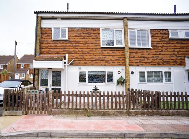  Image of 3 bedroom End of Terrace for sale in Lodge Hill Lane Chattenden Rochester ME3 at Chattenden Kent Chattenden, ME3 8NP