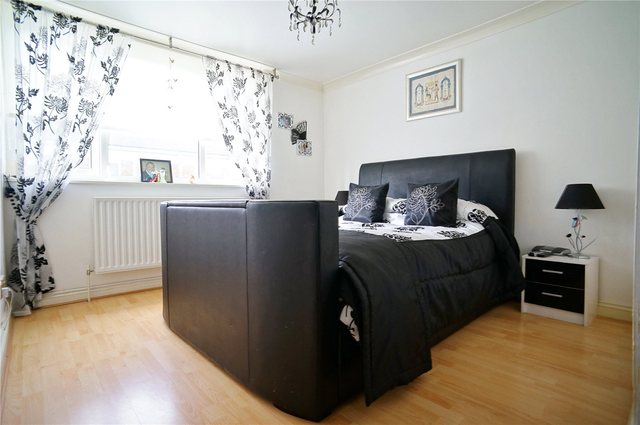  Image of 3 bedroom End of Terrace for sale in Lodge Hill Lane Chattenden Rochester ME3 at Chattenden Kent Chattenden, ME3 8NP