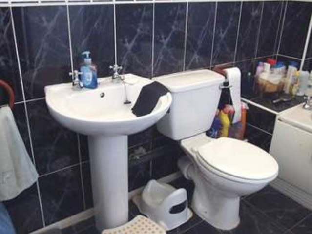  Image of 3 bedroom Terraced house to rent in Milton Close Weymouth DT4 at Weymouth, DT4 7NB