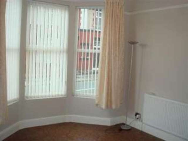  Image of 3 bedroom End of Terrace to rent in Loreburn Road Wavertree Liverpool L15 at Allerton-Wavertree Liverpool Merseyside, L15 9HD