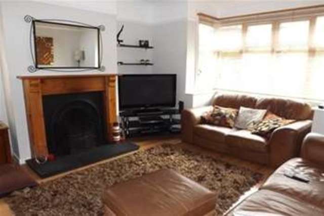  Image of 3 bedroom Detached house to rent in Shrubbs Hill Gardens Lyndhurst SO43 at Lyndhurst, SO43 7DL