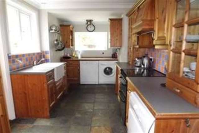  Image of 3 bedroom Detached house to rent in Shrubbs Hill Gardens Lyndhurst SO43 at Lyndhurst, SO43 7DL