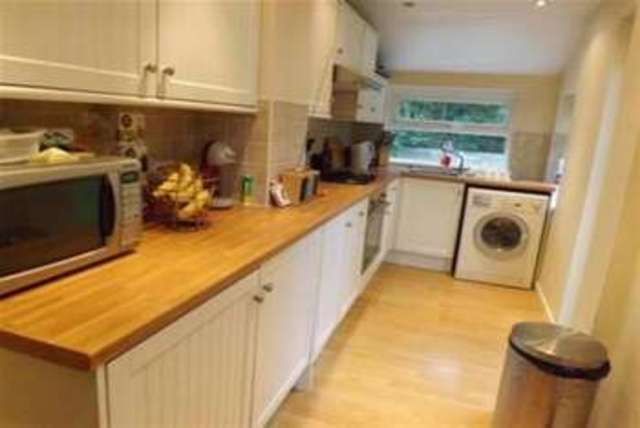  Image of 3 bedroom Detached house to rent in Lynn Avenue Sale M33 at Sale, M33 7BW
