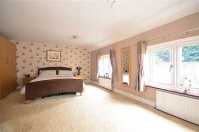  Image of 4 bedroom Detached house for sale in Main Road Sutton At Hone Dartford DA4 at Sutton At Hone Dartford Dartford, DA4 9HP