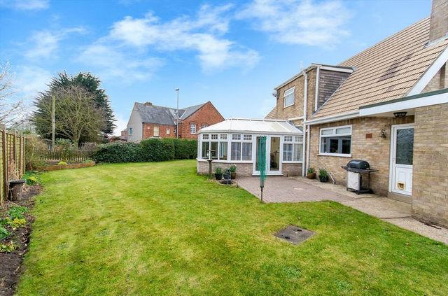  Image of 4 bedroom Detached house for sale in Mareham Road Horncastle LN9 at Mareham Road  Horncastle, LN9 6HA
