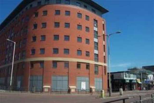  Image of 2 bedroom Flat to rent in Marsden Road Bolton BL1 at Bolton, BL1 2JX