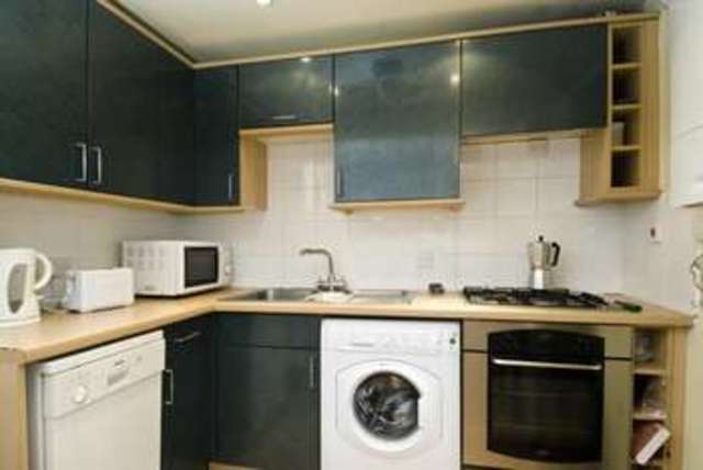  Image of 2 bedroom Flat to rent in Melrose Gardens London W6 at Melrose House  Melrose Gardens, W6 7RW