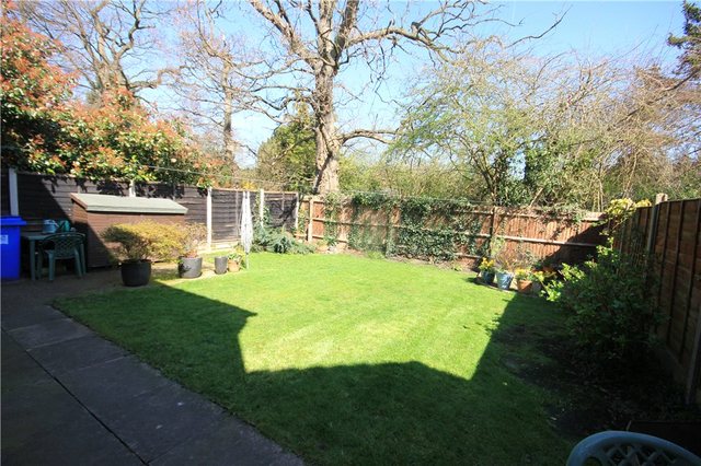  Image of 3 bedroom Detached house for sale in Merrivale Gardens Horsell Woking GU21 at Woking  Horsell, GU21 3LX