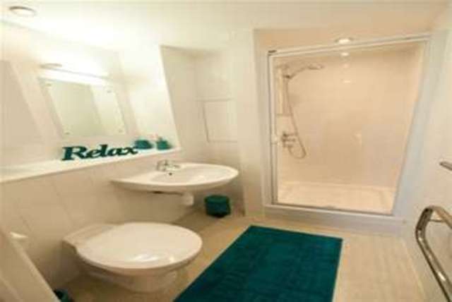  Image of 2 bedroom Flat to rent in Merrivale Mews Milton Keynes MK9 at Milton Keynes, MK9 2FJ
