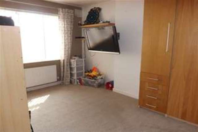  Image of 4 bedroom Terraced house to rent in Mill Close Strood Rochester ME2 at Rochester, ME2 3DA