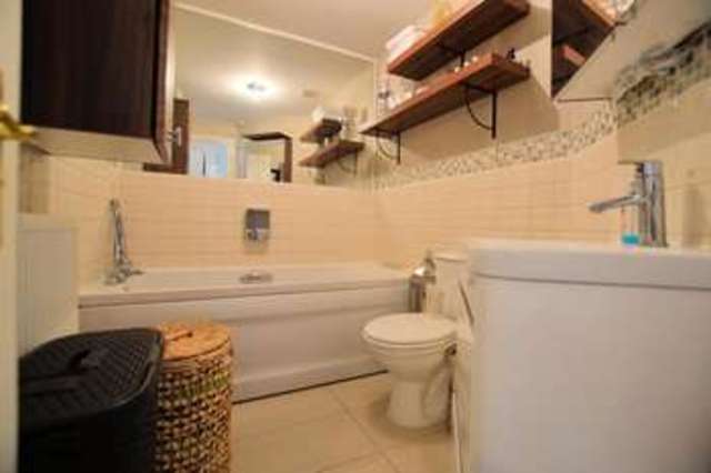  Image of 3 bedroom Semi-Detached house for sale in Monarch Drive Shinfield Reading RG2 at Shinfield  Reading, RG2 9EW