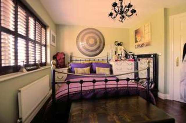  Image of 3 bedroom Semi-Detached house for sale in Monarch Drive Shinfield Reading RG2 at Shinfield  Reading, RG2 9EW