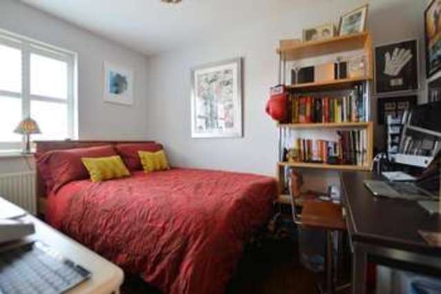  Image of 3 bedroom Semi-Detached house for sale in Monarch Drive Shinfield Reading RG2 at Shinfield  Reading, RG2 9EW