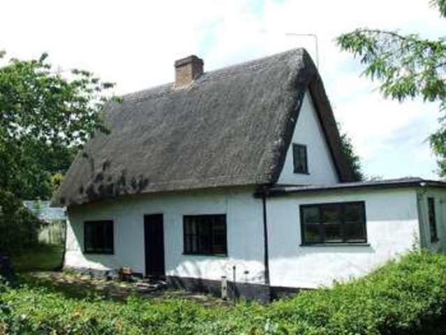  Image of 2 bedroom Cottage to rent in Morton Lane Weston Longville Norwich NR9 at Morton Lane Weston Longville Norwich, NR9 5JP