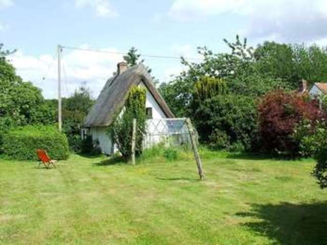  Image of 2 bedroom Cottage to rent in Morton Lane Weston Longville Norwich NR9 at Morton Lane Weston Longville Norwich, NR9 5JP